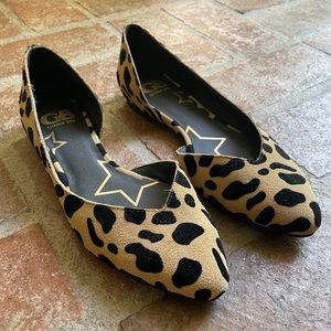 Gianni Bini cheetah leather flats